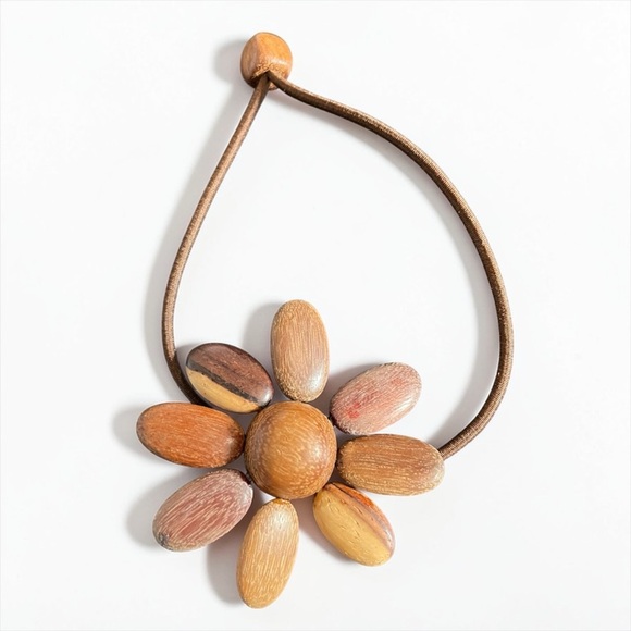 Jewelry - 🍬7 for $15🍬 Wooden Flower Beaded Stretch Bracelet CC
